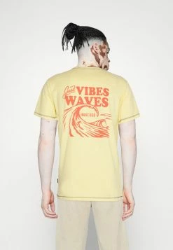 Indicode Jeans WAVE - T-Shirt Print - Golden Haze -INDICODE JEANS Kleidung 0f2038a50e584a668057aa4e3faa35d5