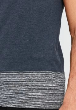 Indicode Jeans IDREMMOND - T-Shirt Basic - Navy -INDICODE JEANS Kleidung 174cf878951247479e523716f1b3df25