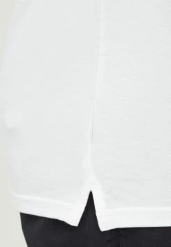 Indicode Jeans IDREBBERT - Poloshirt - Off-white 12 Indicode Jeans IDREBBERT - Poloshirt - Off-white -INDICODE JEANS Kleidung 4d6c2d384efb46f5aea2597418d988df